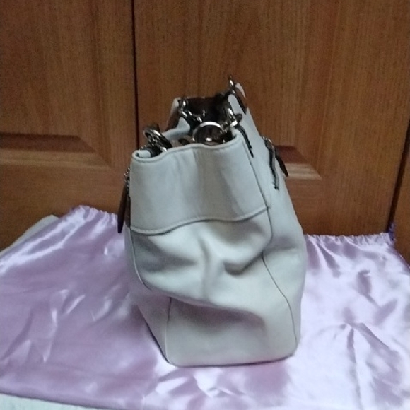 Coach White And Nutmeg Penelope Carryall Handbag - Picture 7 of 11